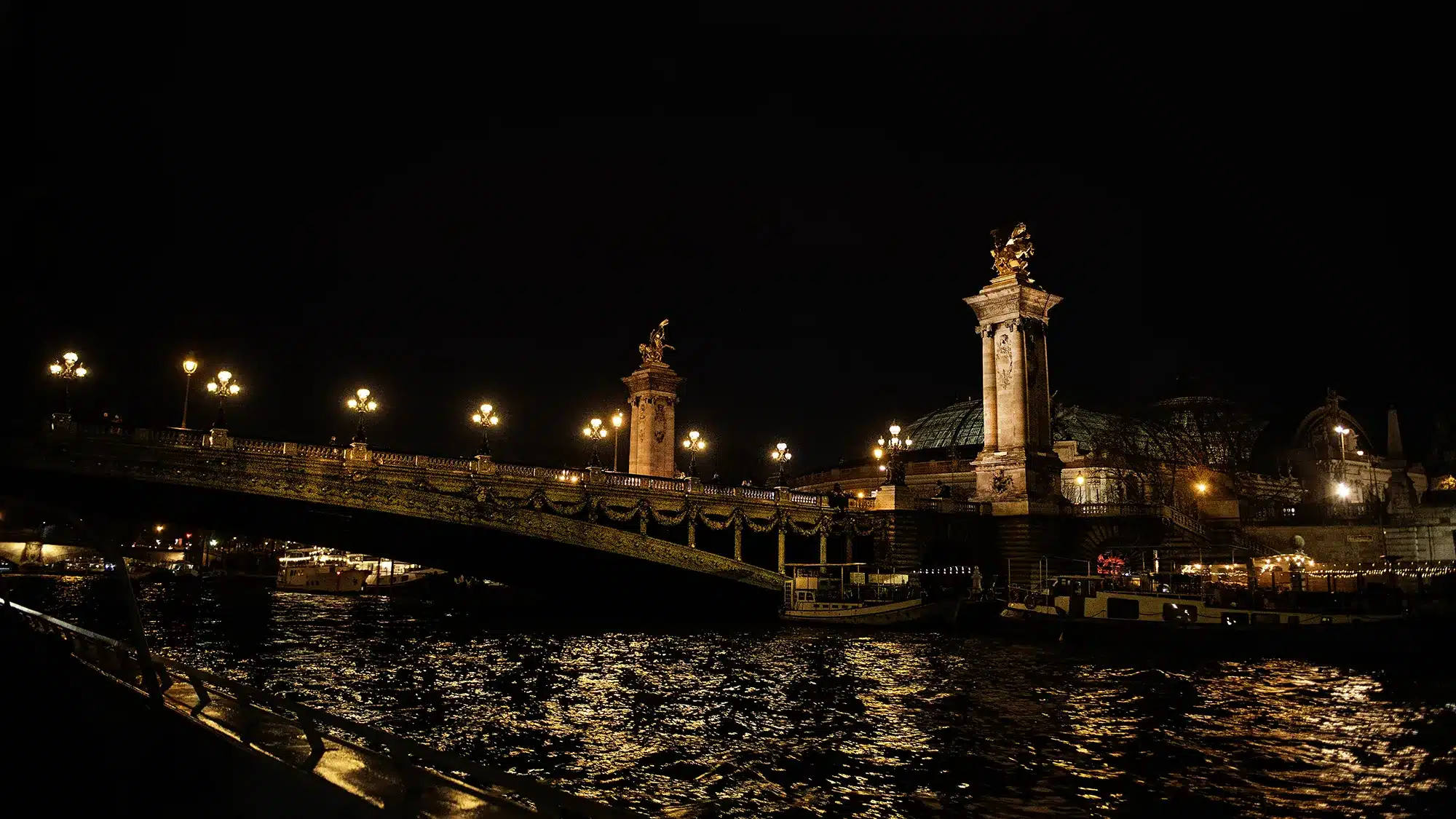 Paryż nocą – luksusowy event firmowy nad Sekwaną