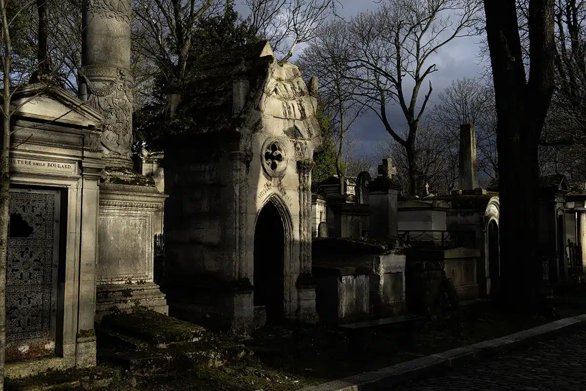 Cmentarz Père-Lachaise – spacer z polskim przewodnikiem